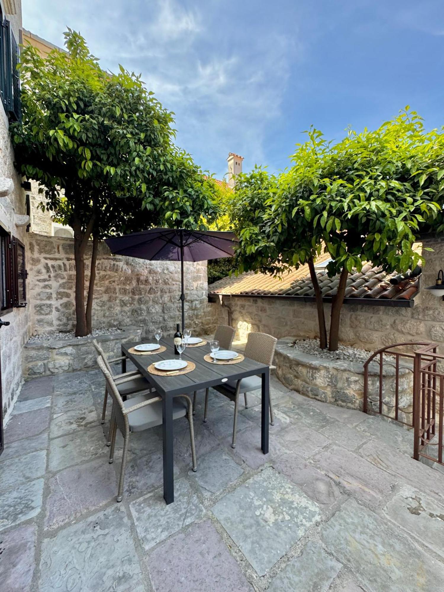 Apartments Radonicic Κότορ Εξωτερικό φωτογραφία