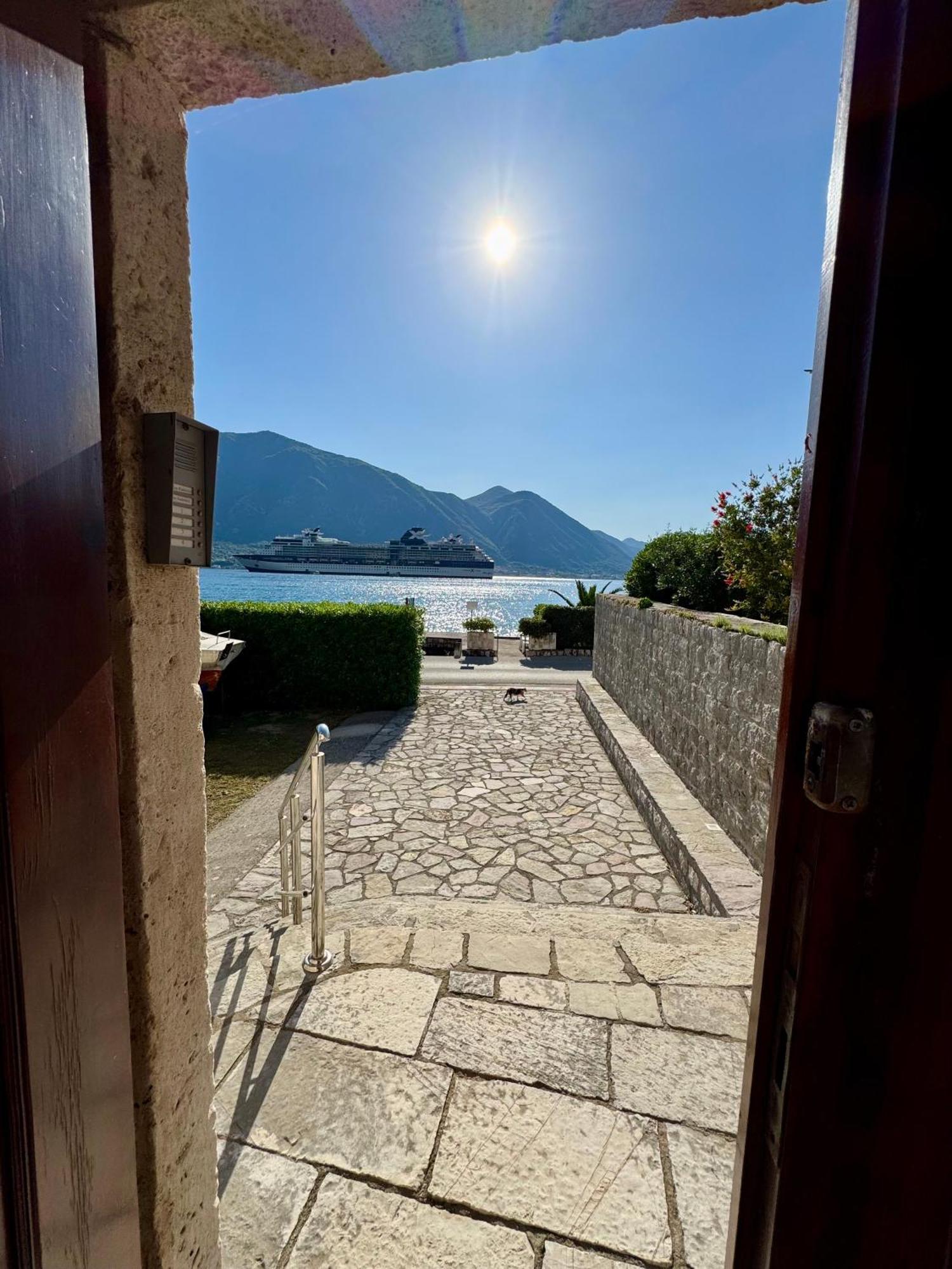 Apartments Radonicic Κότορ Εξωτερικό φωτογραφία
